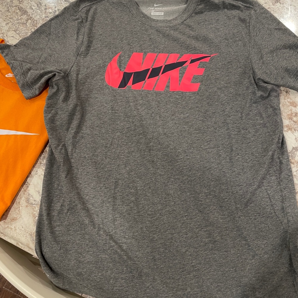 Nike Gray T-Shirt with Pink Logo